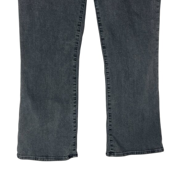 Madewell Cali Demi-Boot Jeans in Bellspring Wash: Button-Front Edition Size 30 - Picture 4 of 10